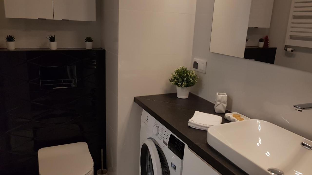 Grochowska Apartment Warschau Buitenkant foto